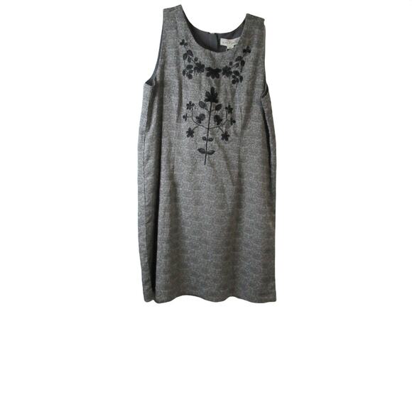 Simply Noelle Dresses & Skirts - NWT Simply Noelle grey and black embroyered floral Sleeveless Dress